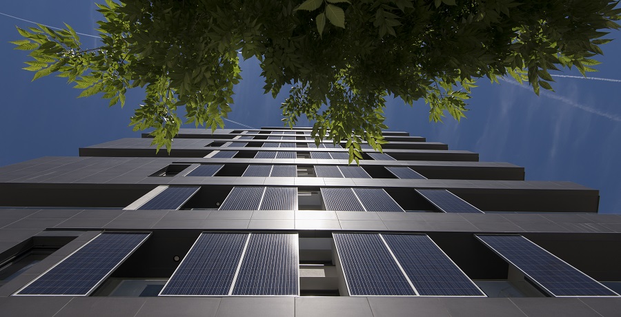Los paneles fotovoltaicos también son eficaces en las fachadas